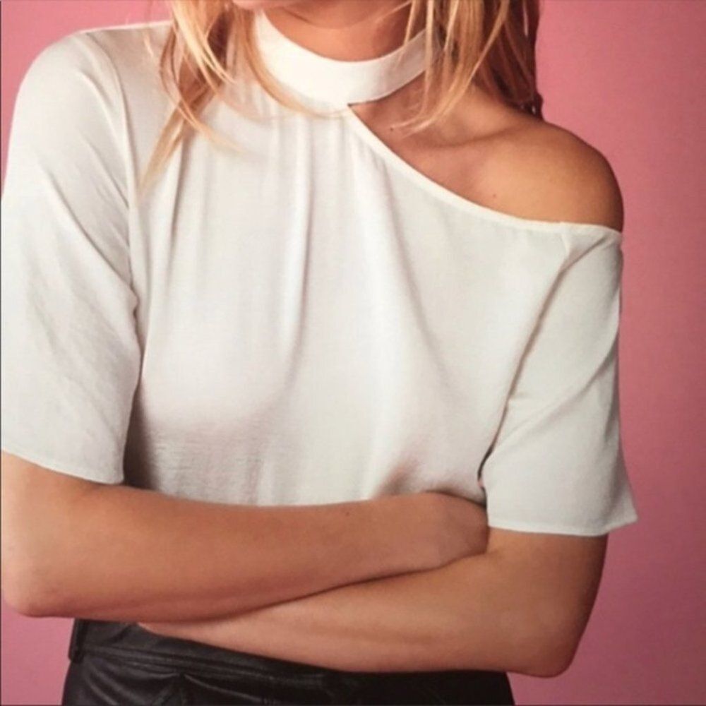 NEW Deconstructed Mock Neck Tee Top Blouse‎  White